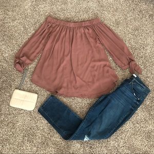 Off the shoulder Mauve colored blouse. Size M bought from a boutique.